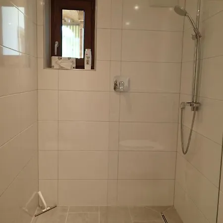 Gaestehaus Rosa Leitgeb Файстенау